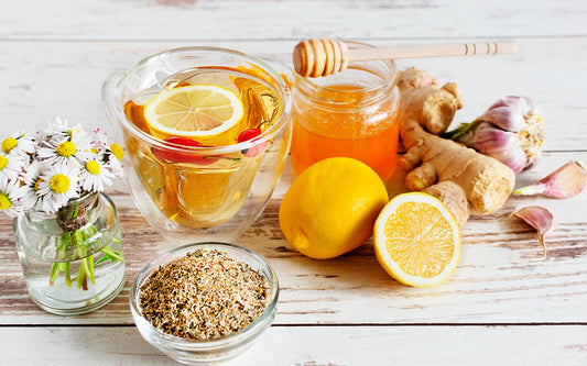 Heilkunst Ayerveda mit Kräutern und Gewürzen